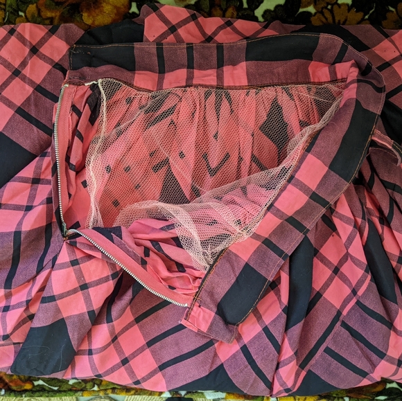 Vintage Hand Made Skirt - Picture 8 of 9